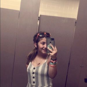 Meet your Posher, Sylvia